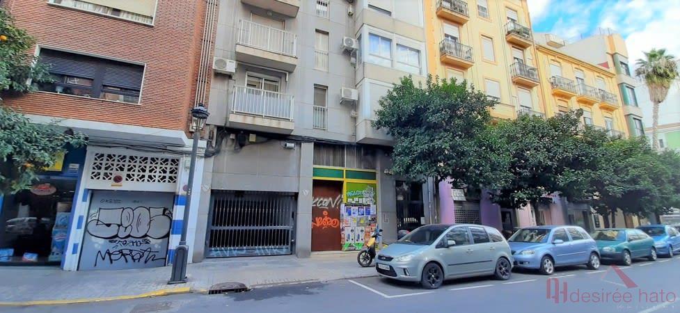 Venta de local comercial en Valencia