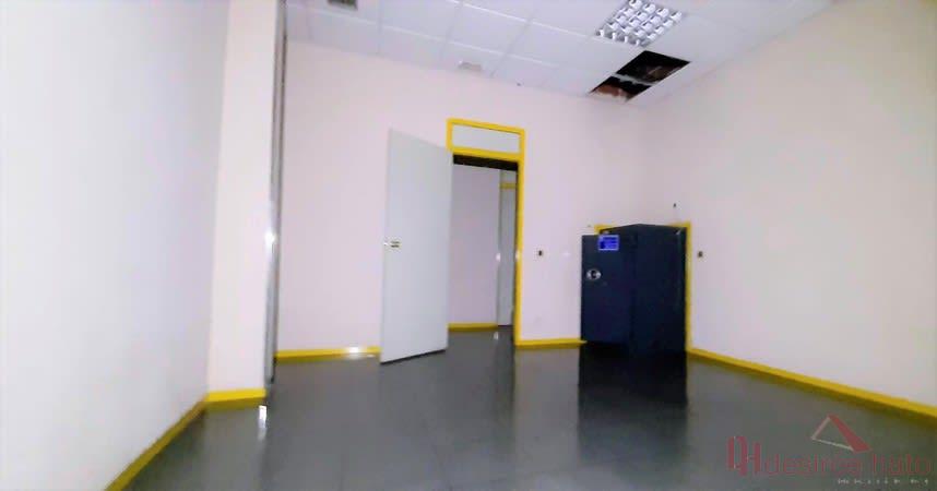 For sale of commercial in Valencia