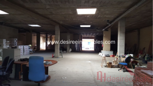 For sale of commercial in Valencia