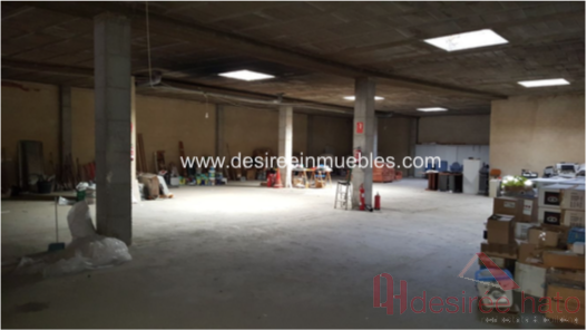For sale of commercial in Valencia