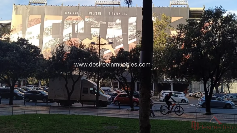 For rent of office in Valencia