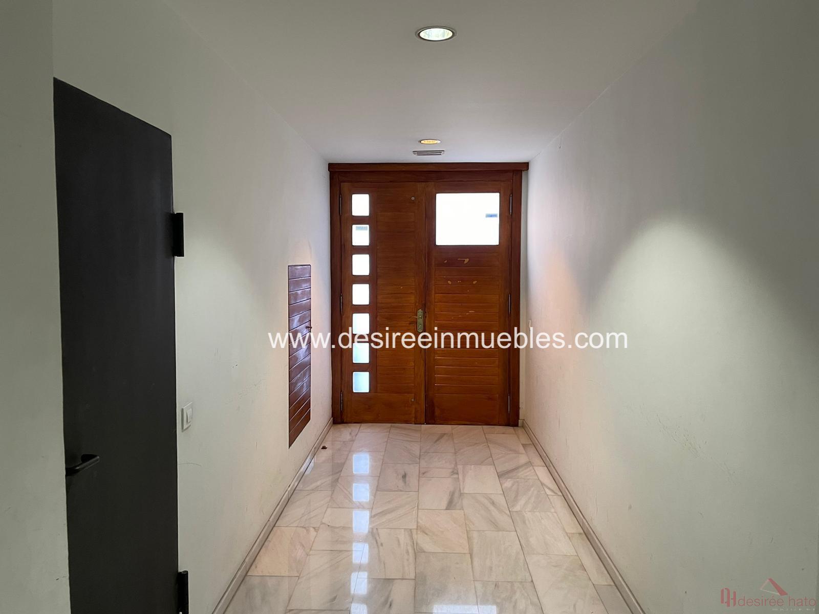 For sale of flat in Valencia