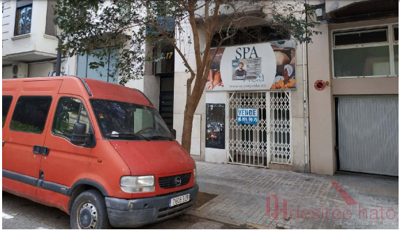 For sale of commercial in Valencia