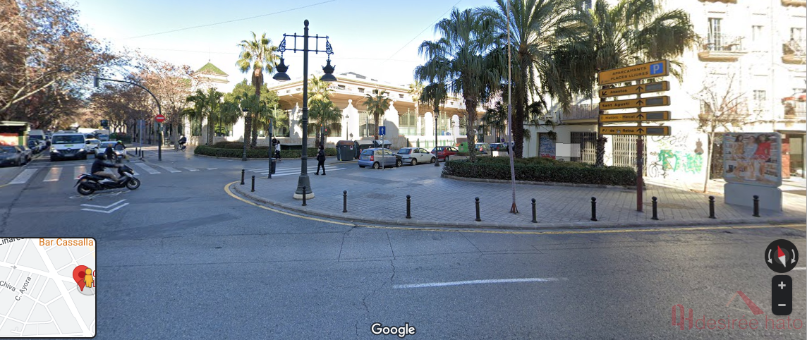 For sale of commercial in Valencia