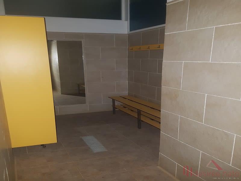 For sale of commercial in Valencia