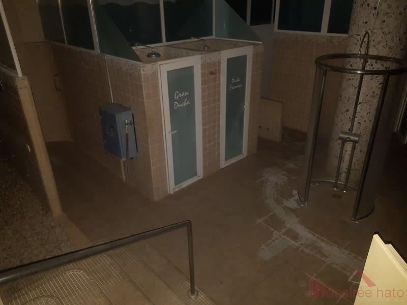 For sale of commercial in Valencia