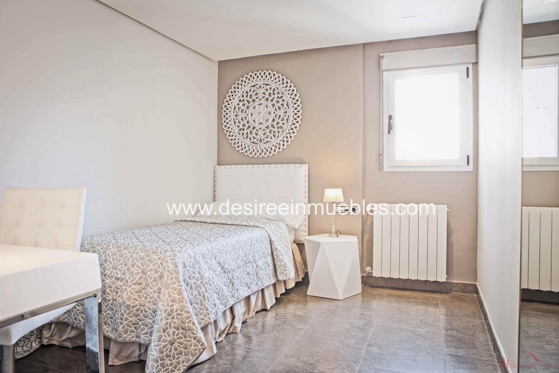 For rent of penthouse in Valencia
