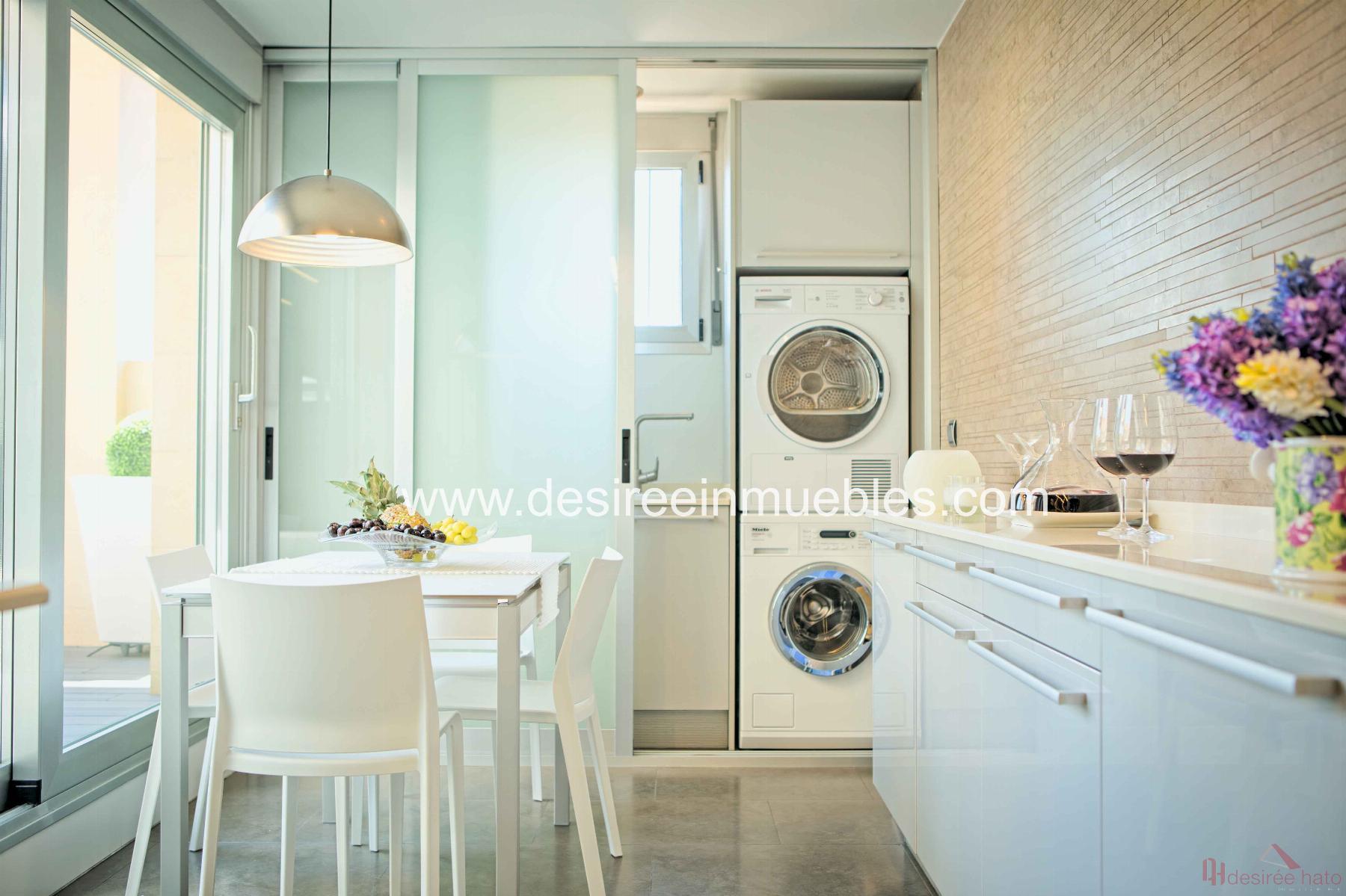 For rent of penthouse in Valencia
