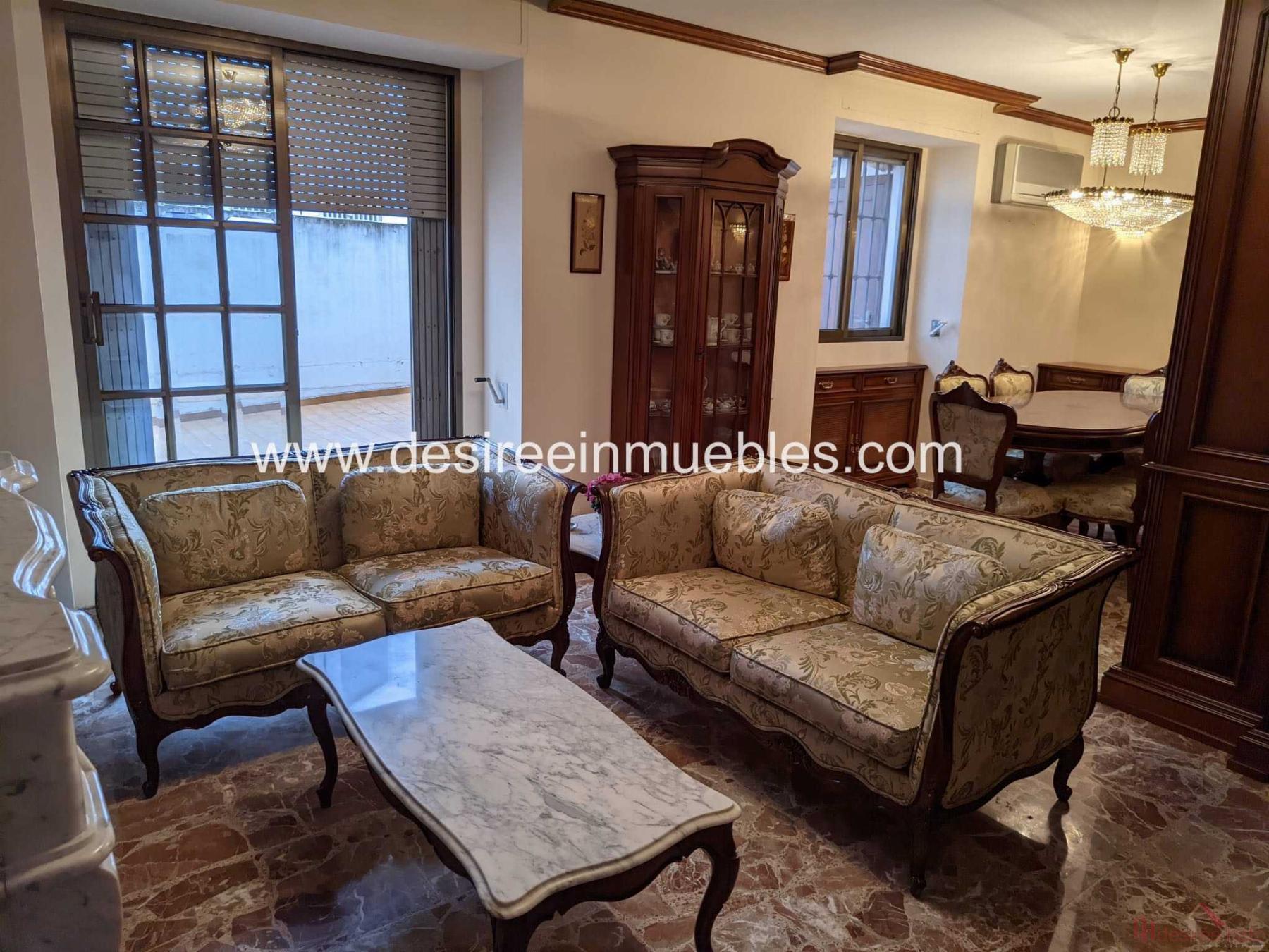 For sale of flat in Valencia