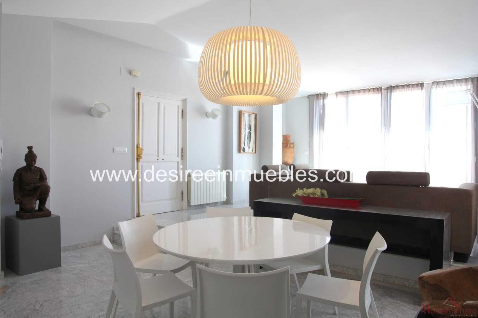 For rent of penthouse in Valencia