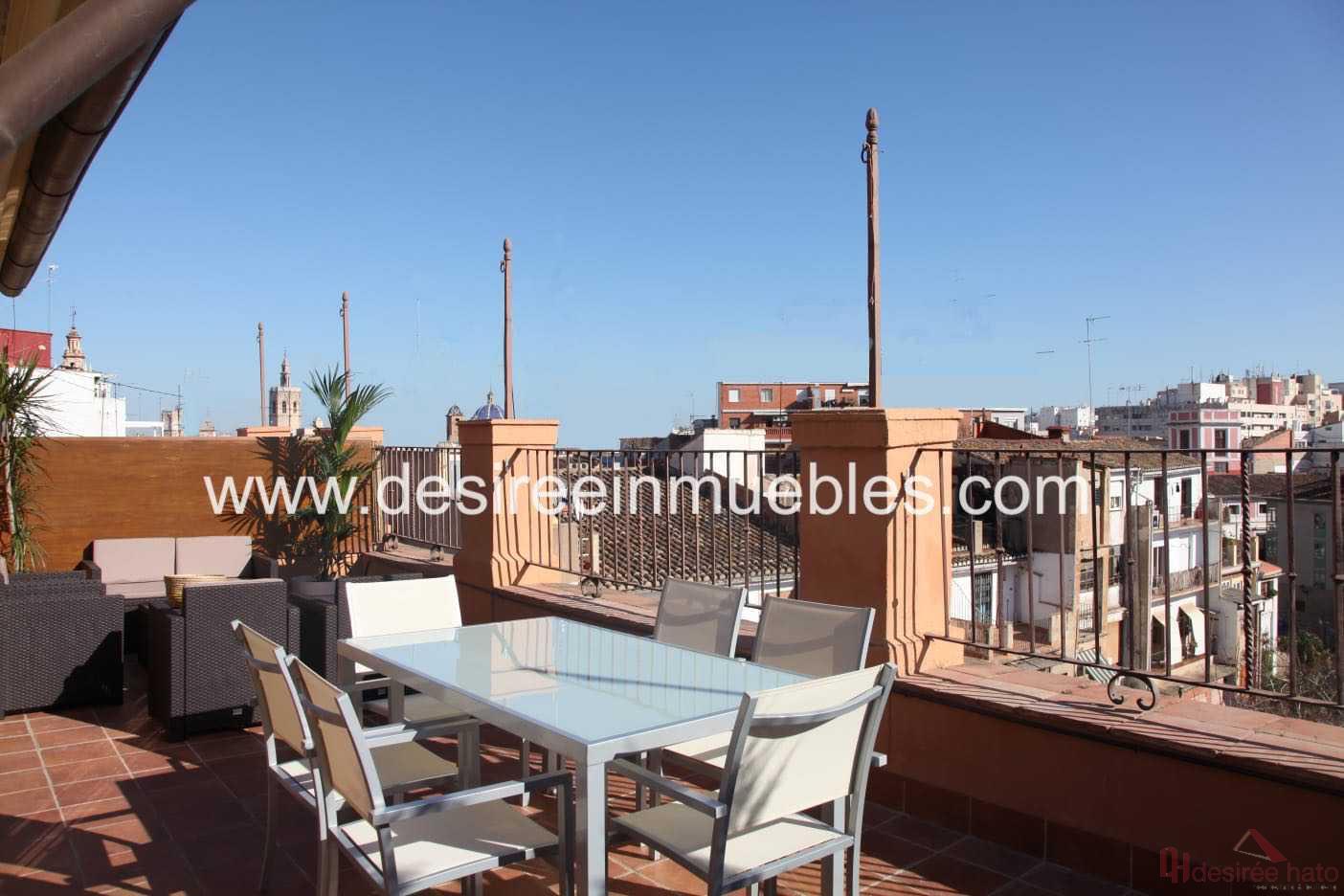 For rent of penthouse in Valencia