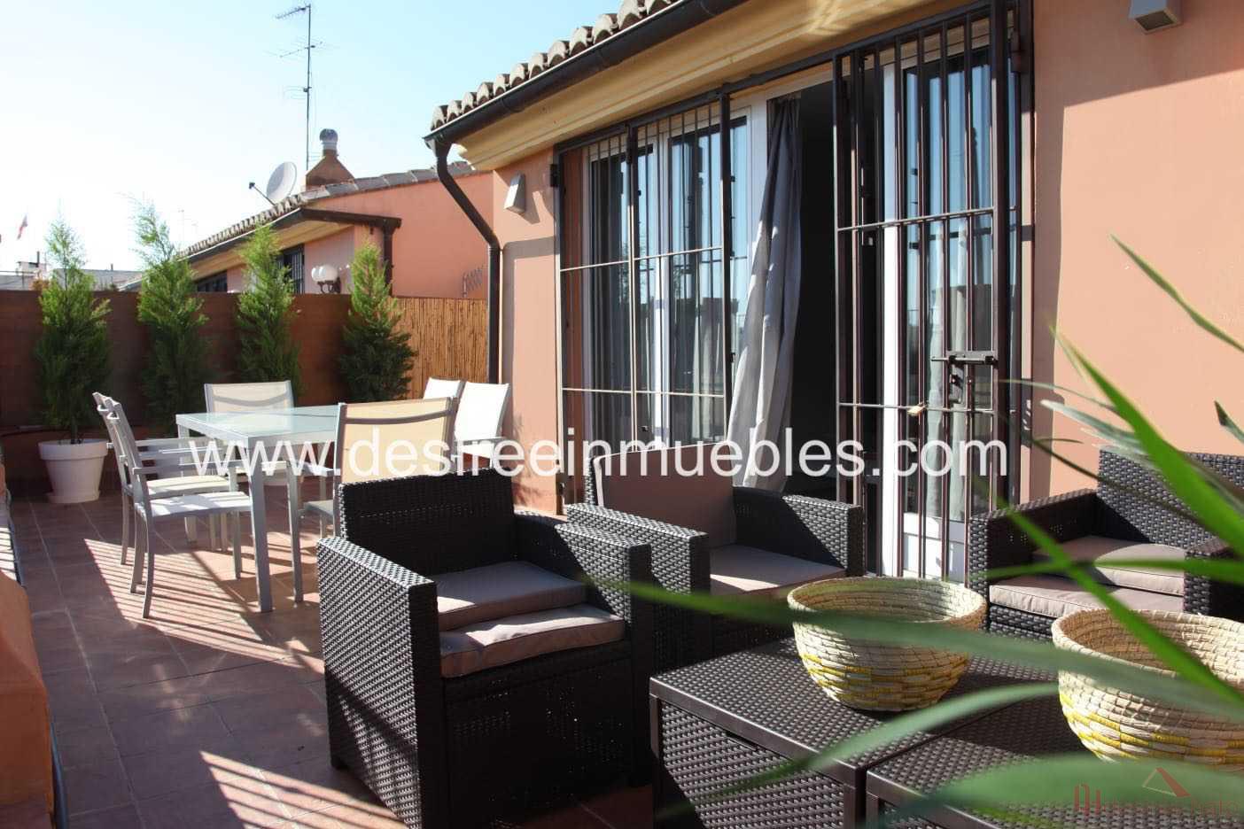 For rent of penthouse in Valencia