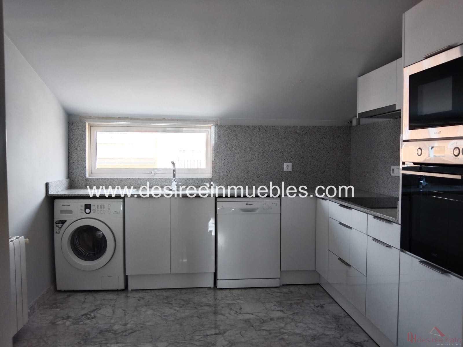 For rent of penthouse in Valencia