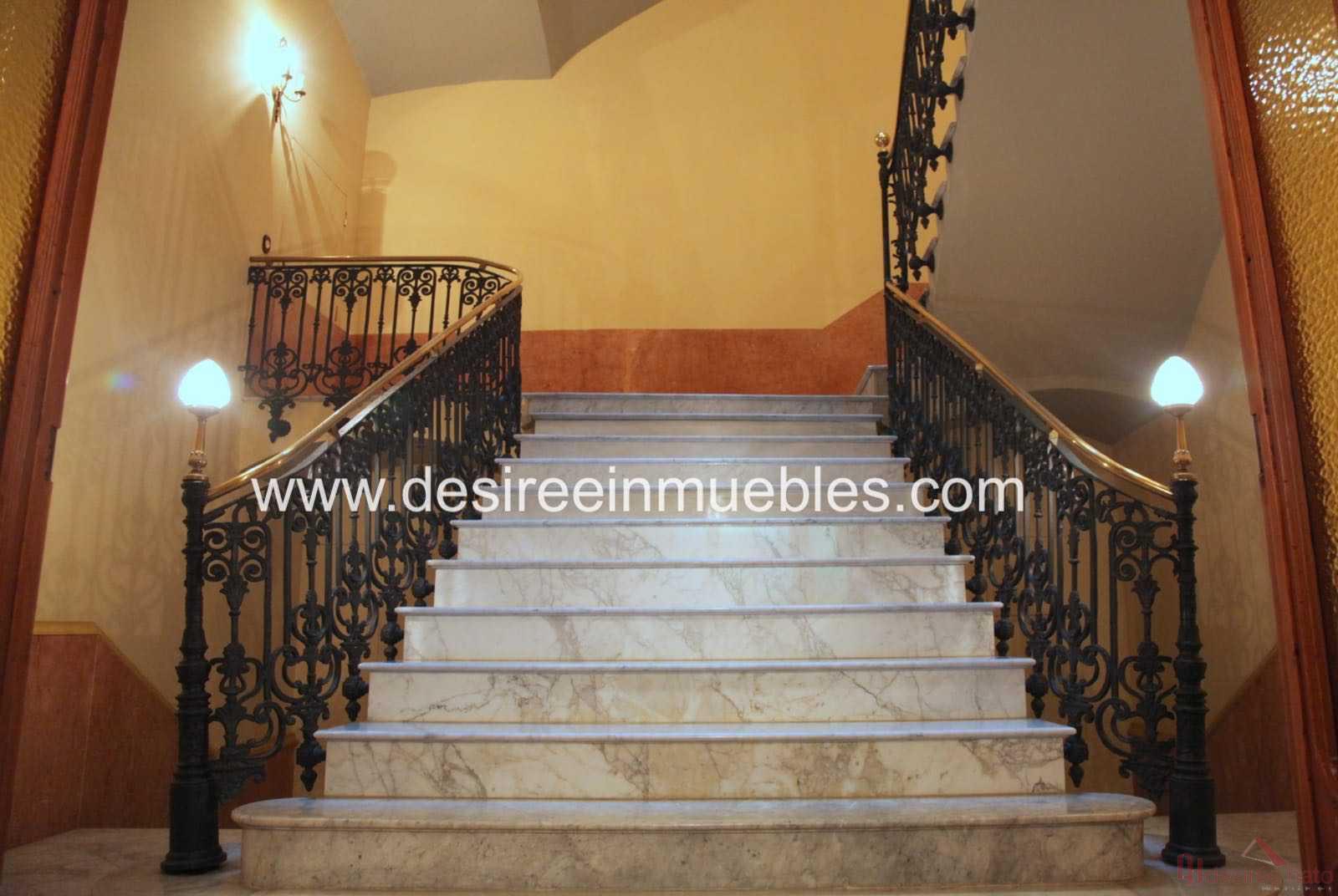 For rent of penthouse in Valencia