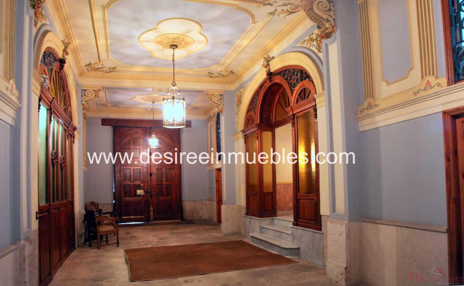 For rent of penthouse in Valencia