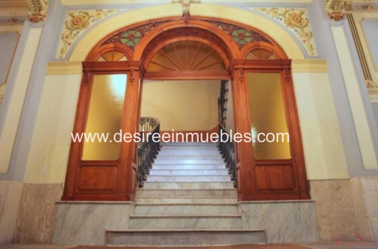 For rent of penthouse in Valencia