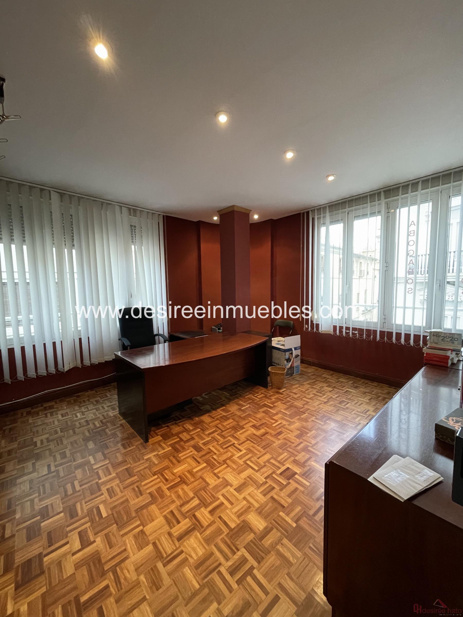 For rent of office in Valencia