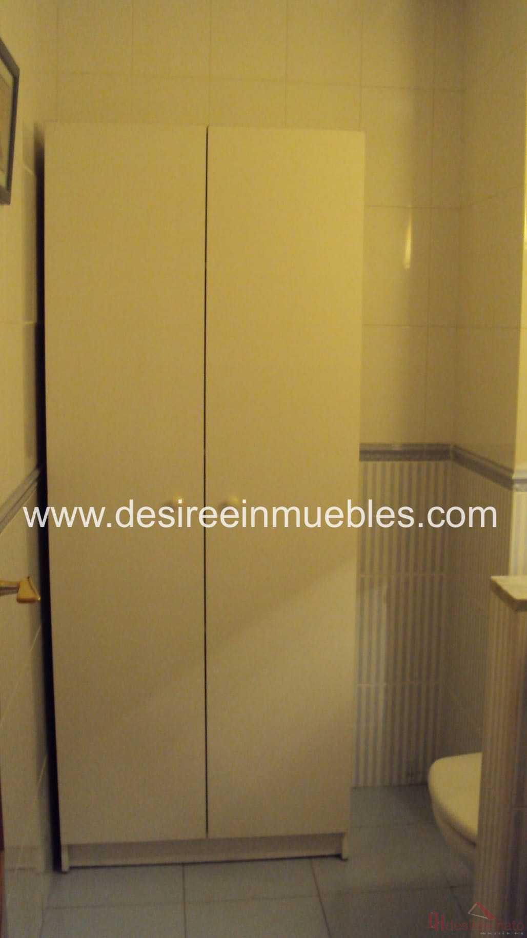 For sale of duplex in Valencia