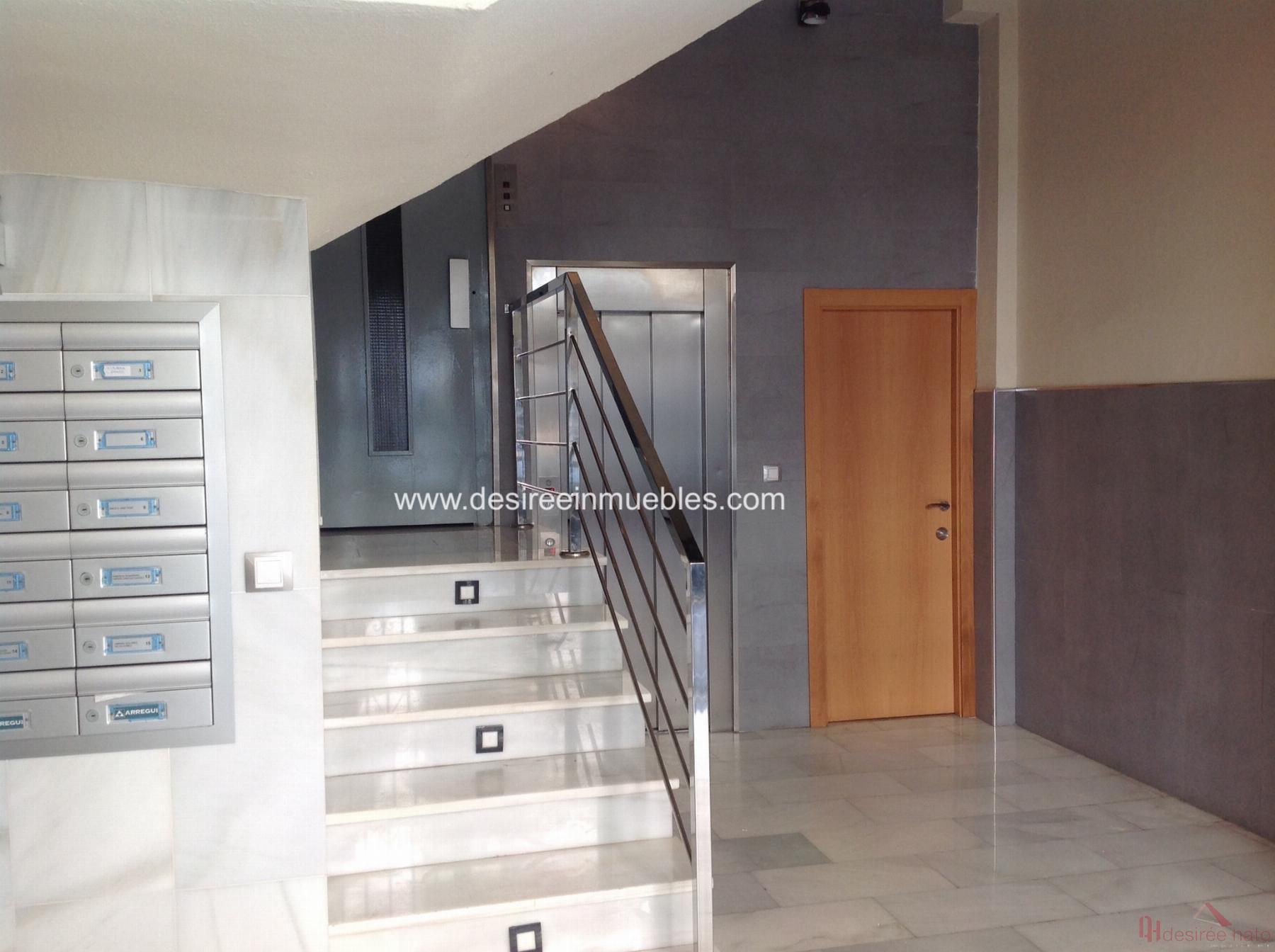For sale of flat in Valencia