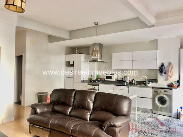 For sale of flat in Valencia