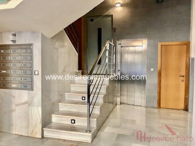 For sale of flat in Valencia