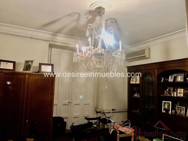 For sale of flat in Valencia