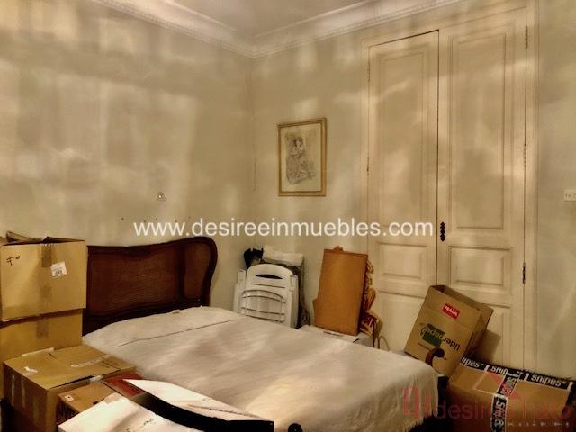 For sale of flat in Valencia