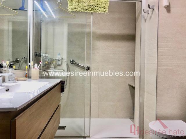 For sale of flat in Valencia