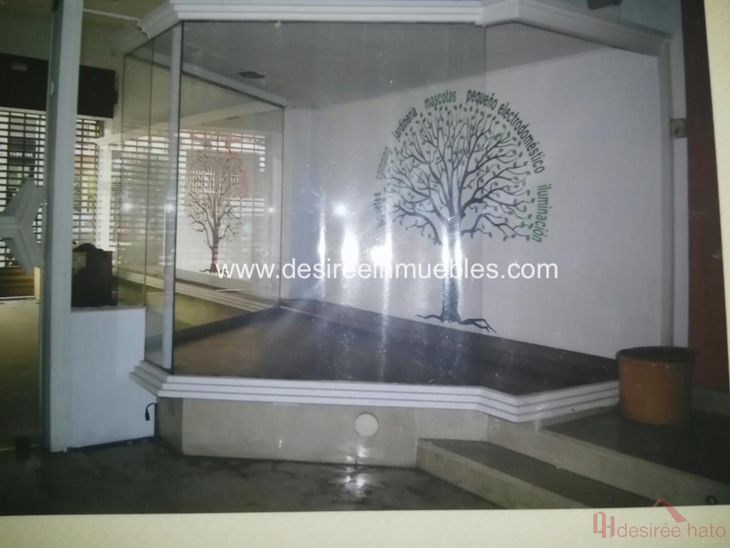 For rent of commercial in Valencia