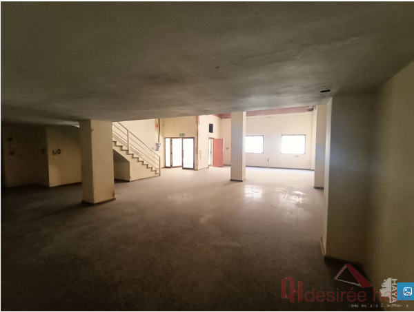 For sale of commercial in Valencia