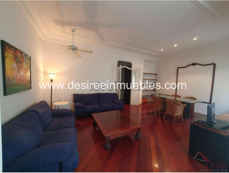 For sale of flat in Valencia