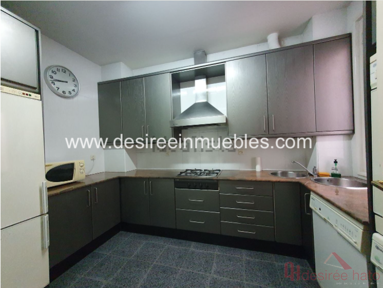 For sale of flat in Valencia