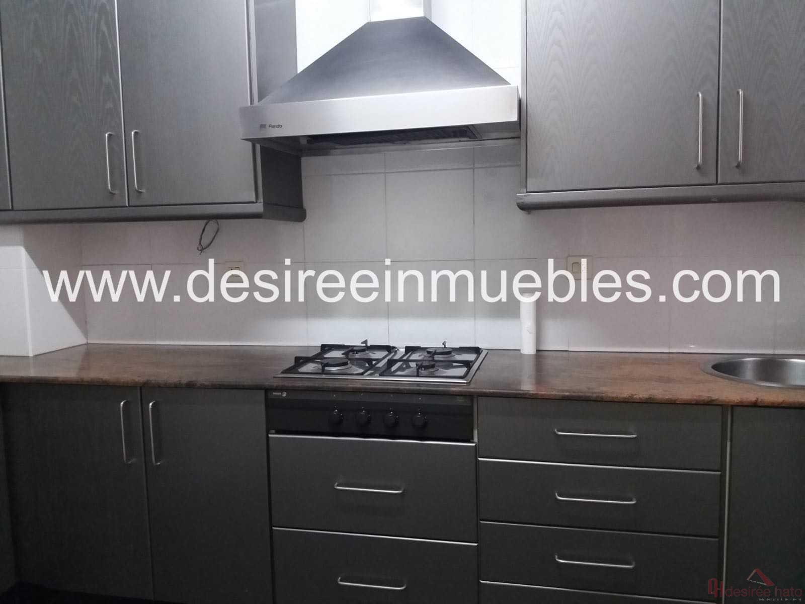 For sale of flat in Valencia