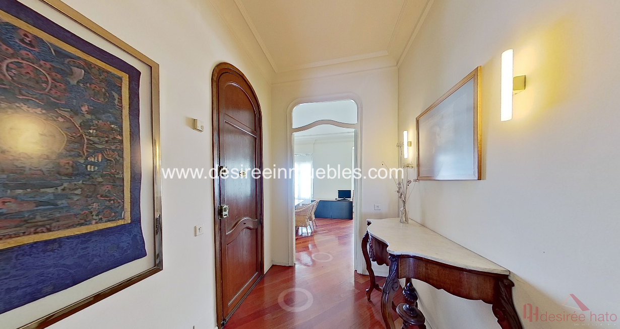For sale of flat in Valencia