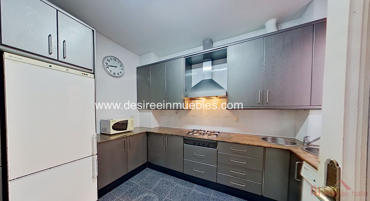 For sale of flat in Valencia