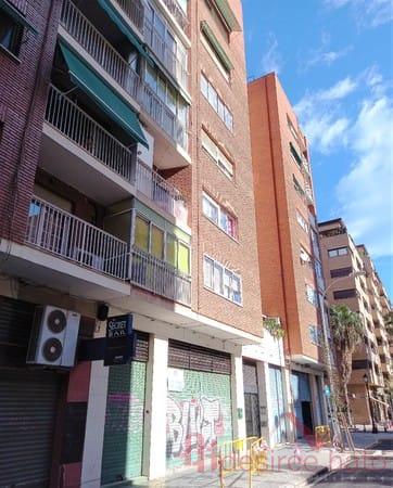 Til salg fra forretning i Valencia