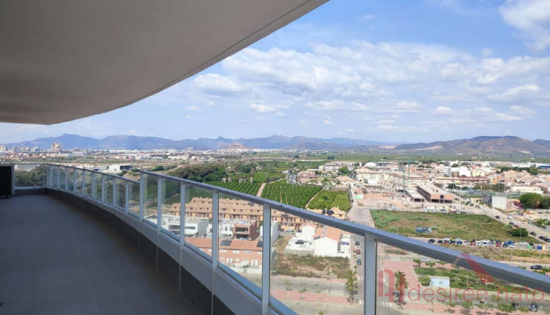 Til salg fra penthouse i Canet d En Berenguer