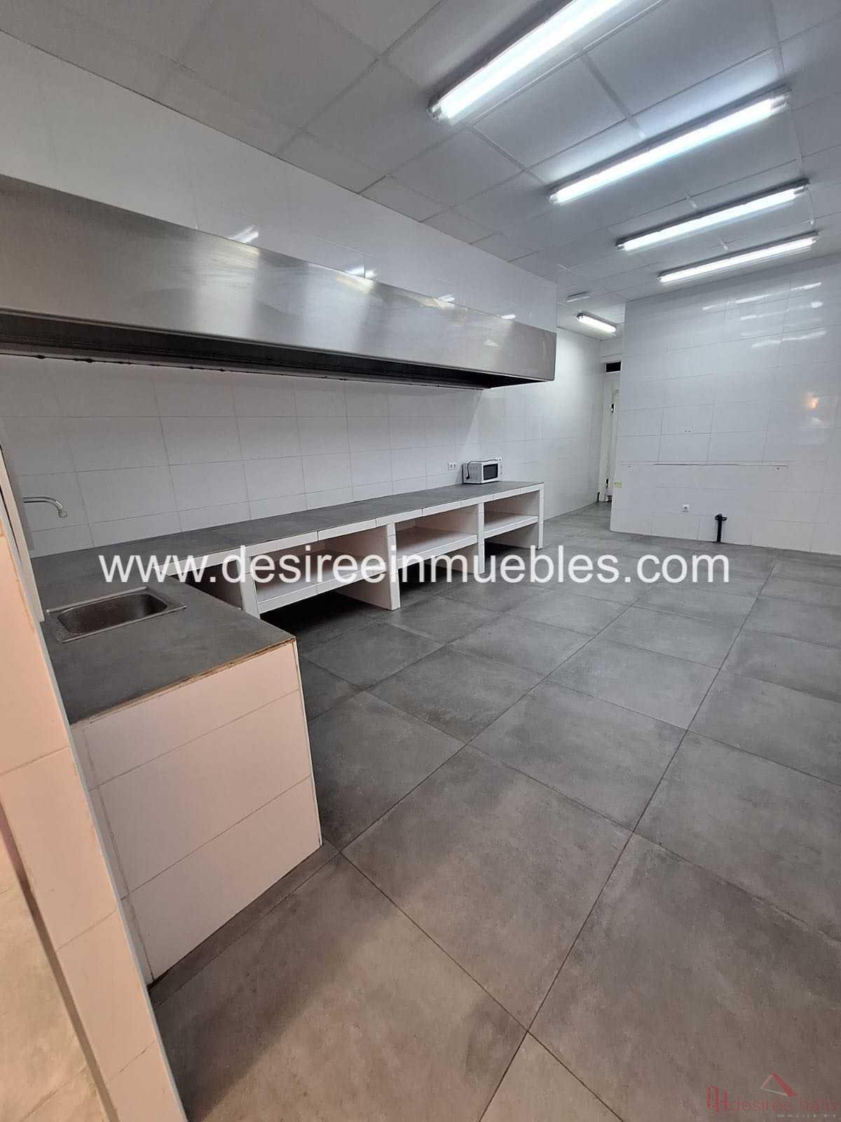 For rent of commercial in Valencia
