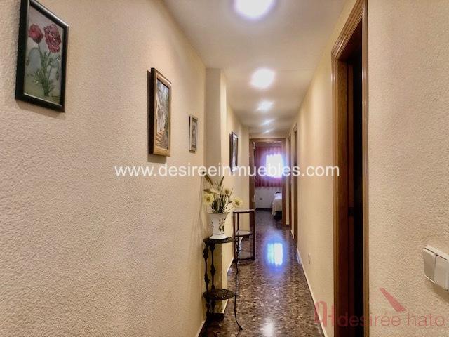 For sale of flat in Valencia