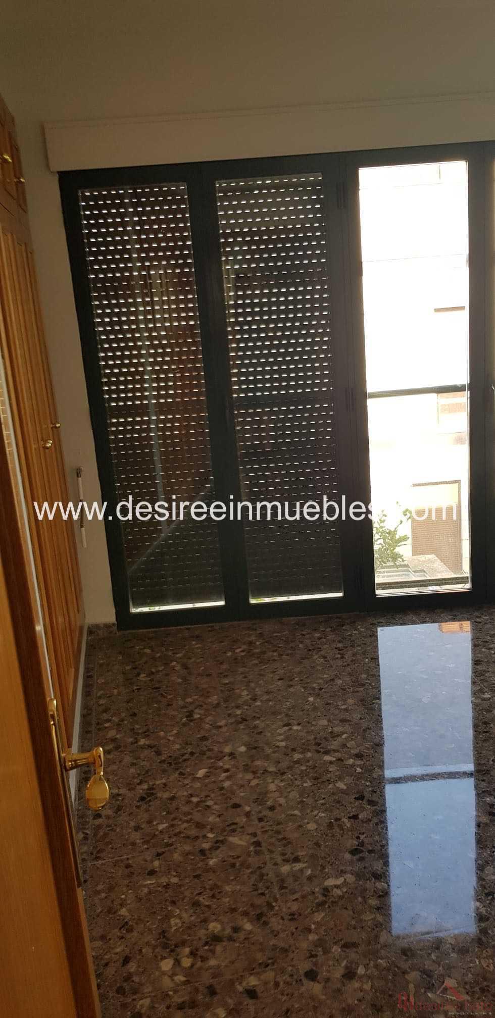For rent of flat in Valencia