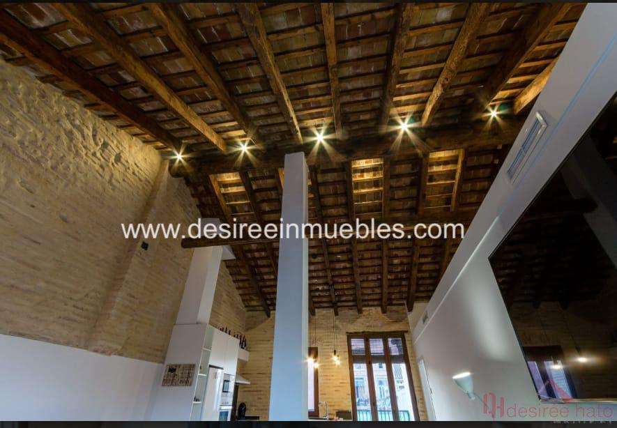 For sale of house in Valencia