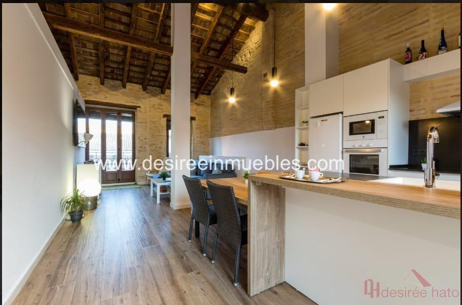 For sale of house in Valencia
