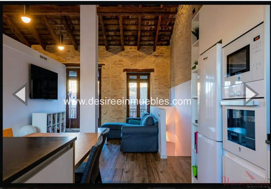 For sale of house in Valencia