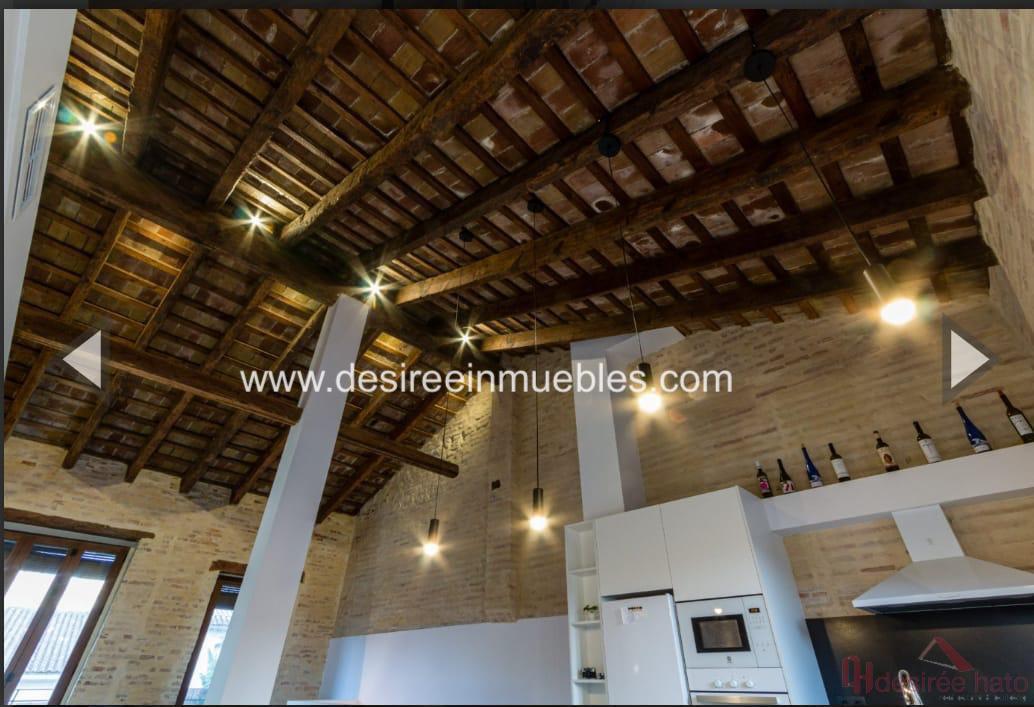 For sale of house in Valencia
