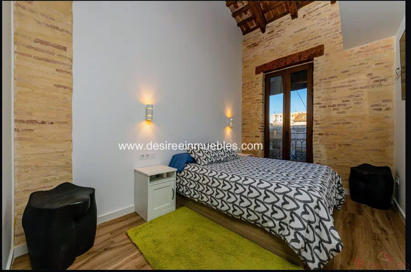 For sale of house in Valencia