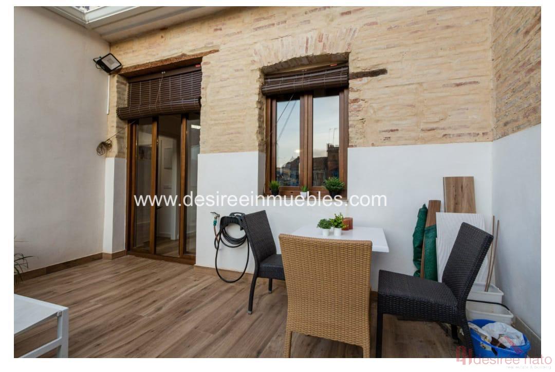 For sale of house in Valencia