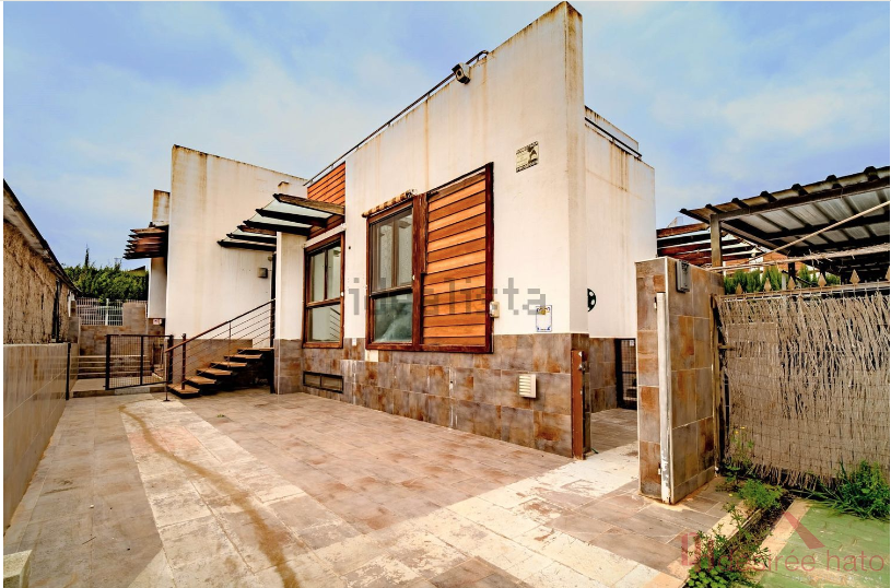 For sale of house in Chiva