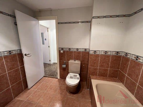 For sale of flat in Burjassot