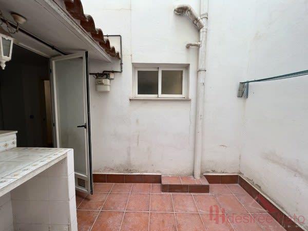 For sale of flat in Burjassot