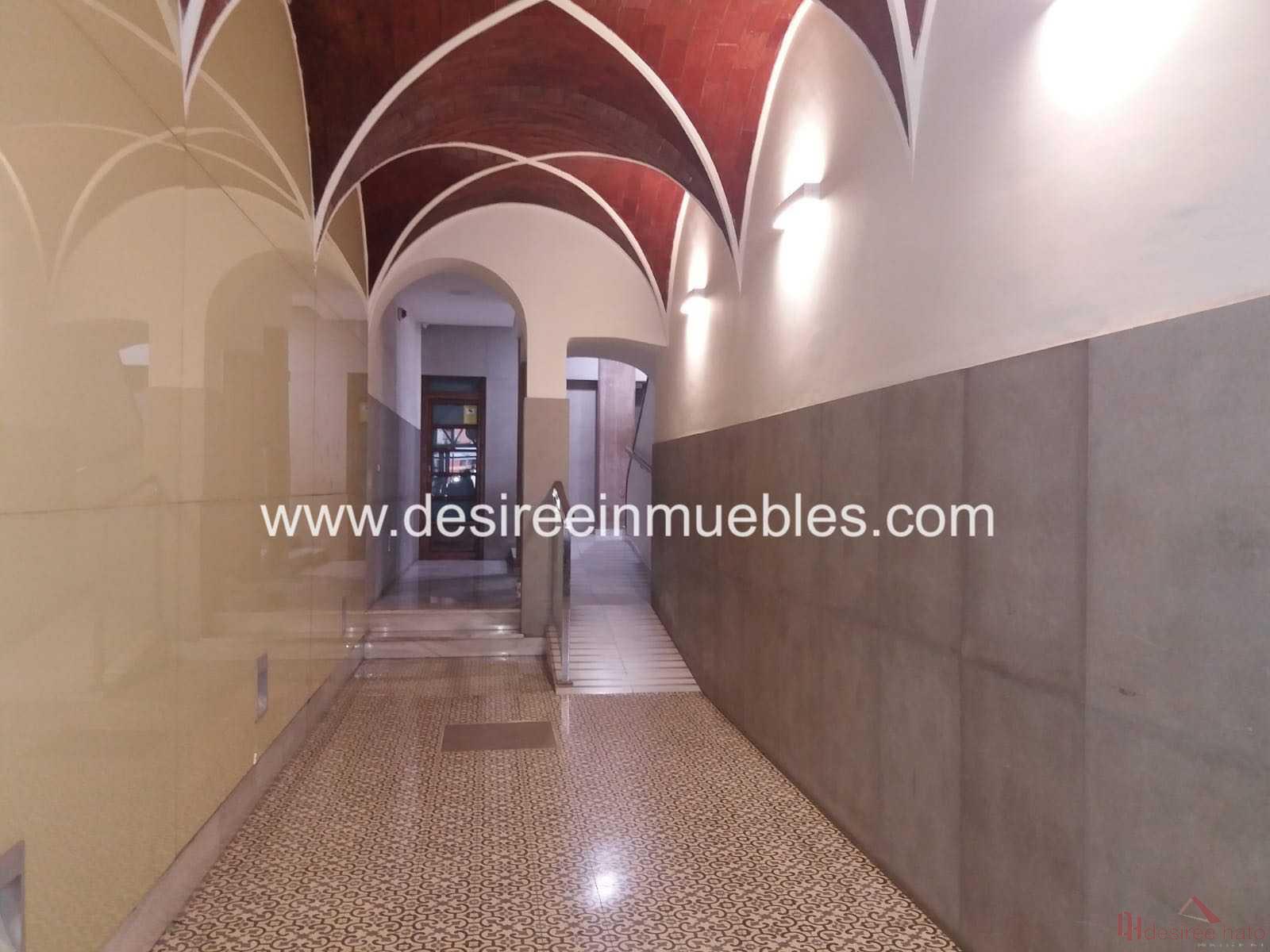 For sale of flat in Valencia